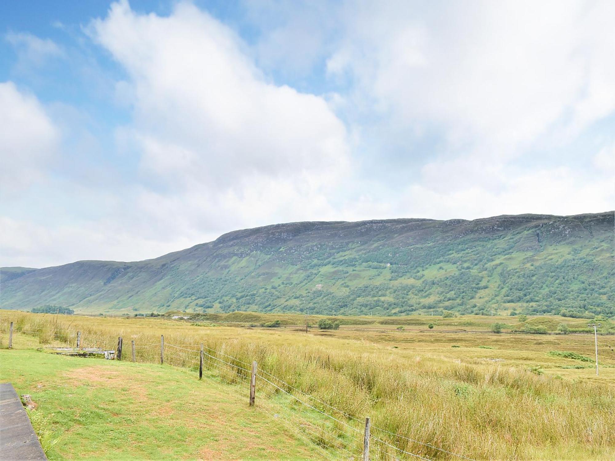 Carron View Villa Strathcarron Buitenkant foto